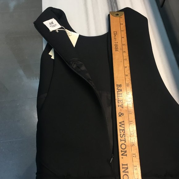 H&M (16) Black Sleeveless Romper Dress with Raw Edge Detail - Picture 10 of 12